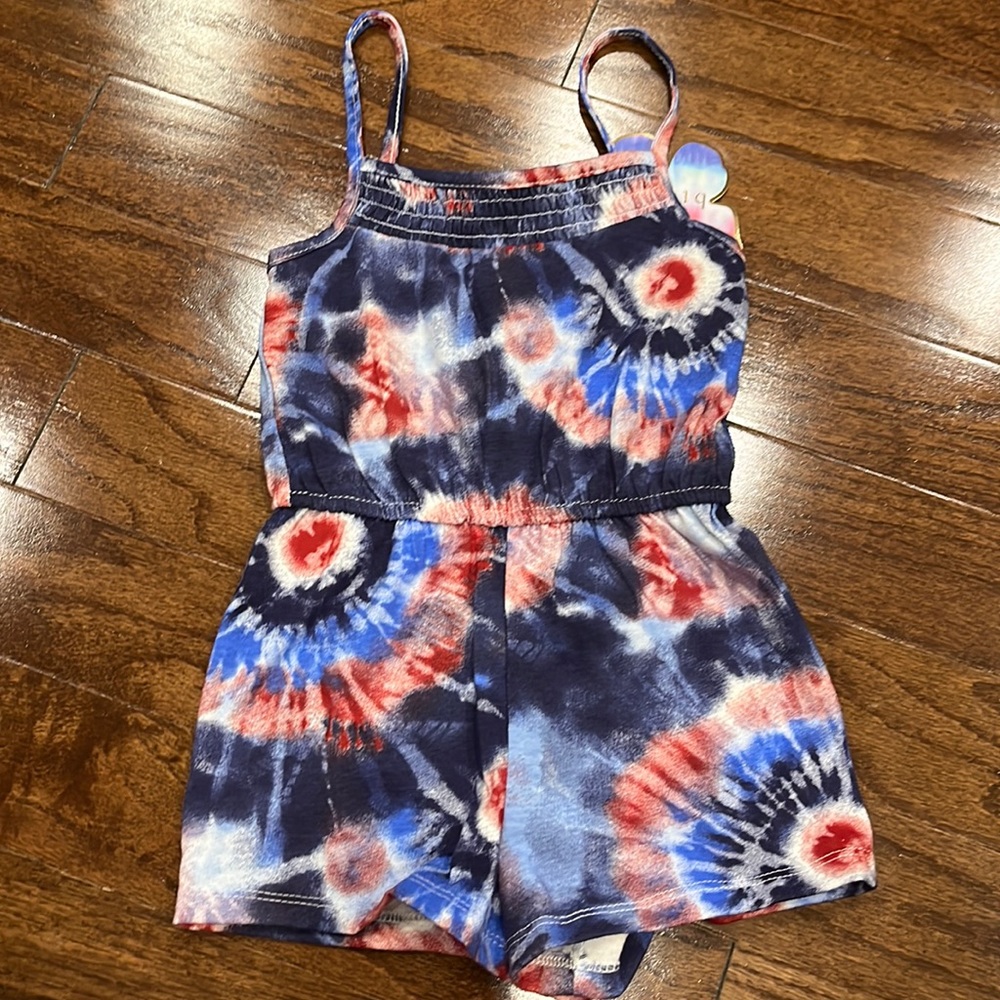 NWT btween romper size 5